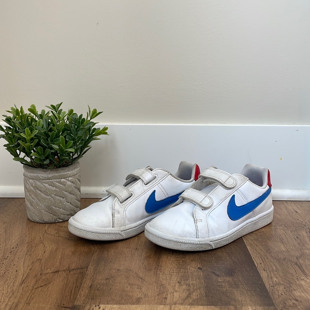Nike Court Royal Shoes